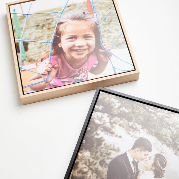 Oak Square Floating Frame